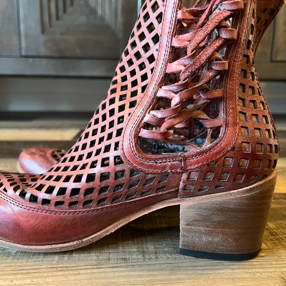 Free bird red booties - Picture 6 of 8